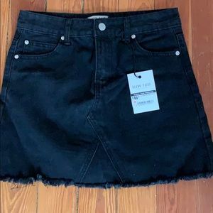 Brand new skirt